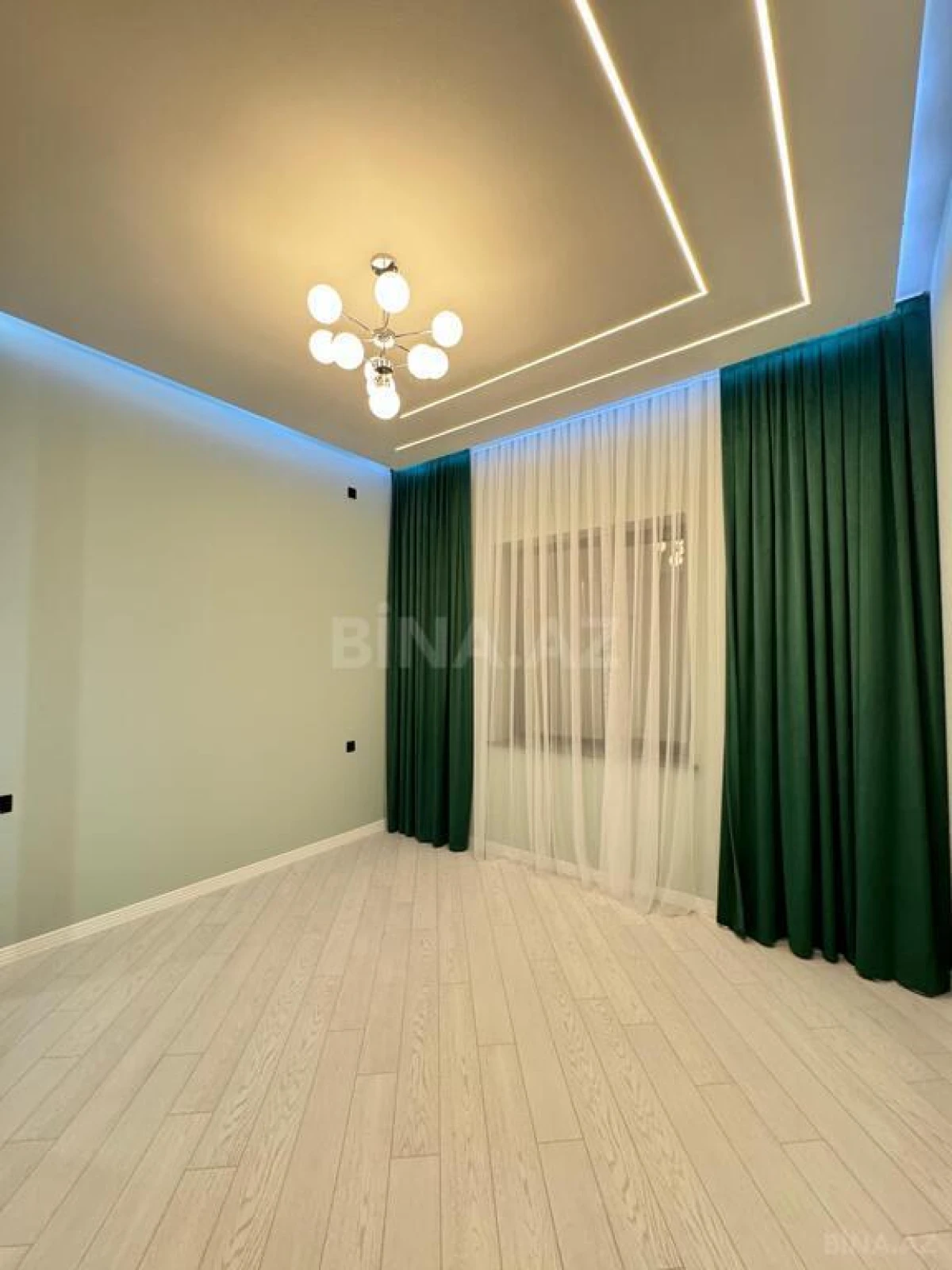 Satılır 4 otaqlı həyət evi 200 m²