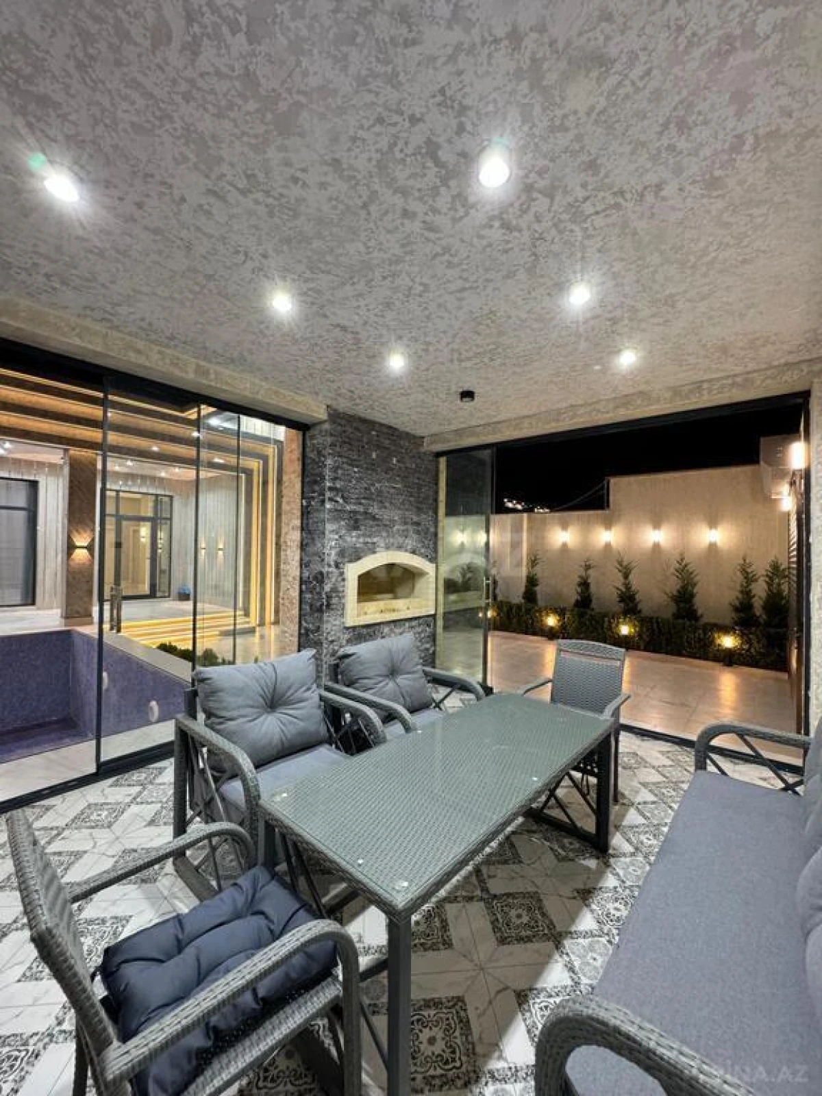 Satılır 4 otaqlı həyət evi 200 m²