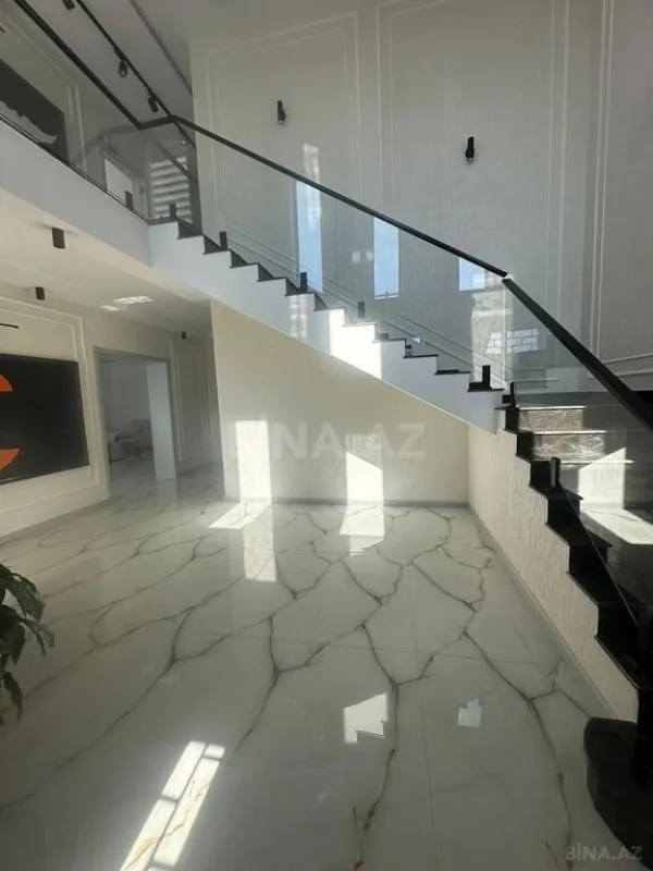 Kirayə verilir 4 otaqlı həyət evi 350 m²