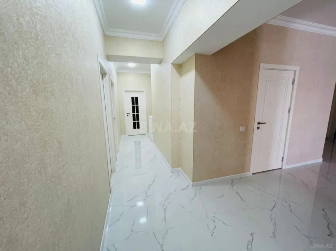 Kirayə verilir 4 otaqlı mənzil 180 m²