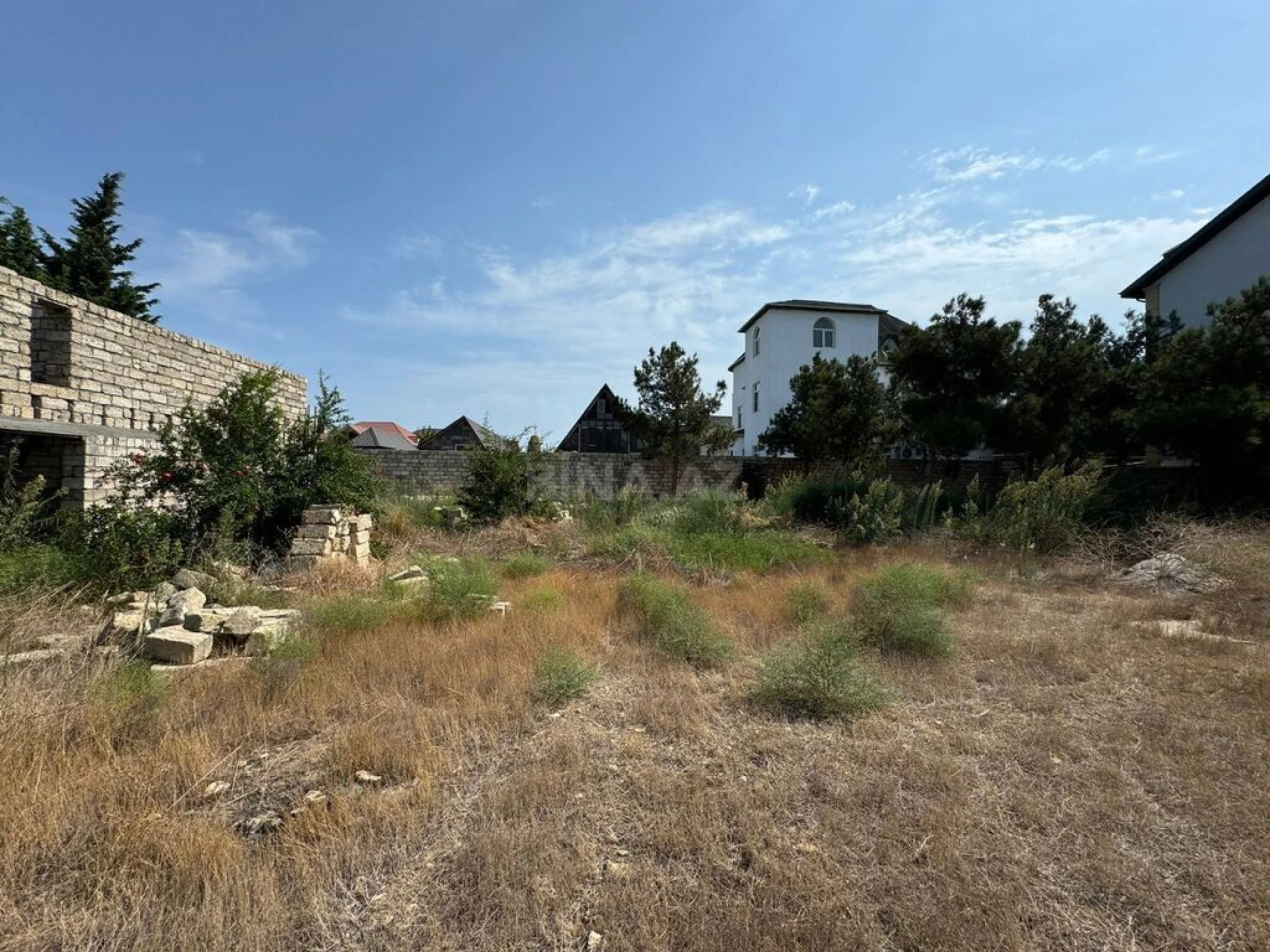 Satılır torpaq sahəsi 12 m²