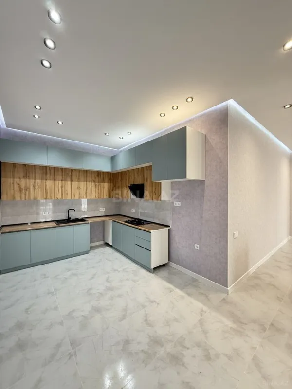 Satılır 4 otaqlı həyət evi 175 m²