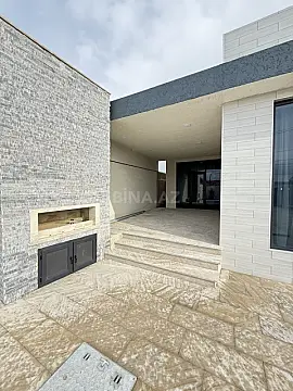 Satılır 4 otaqlı həyət evi 175 m²