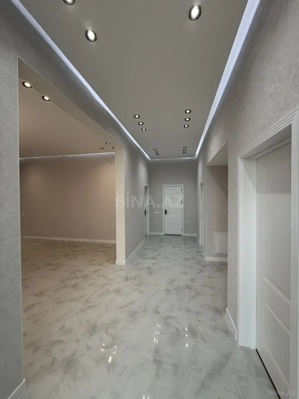 Satılır 4 otaqlı həyət evi 175 m²