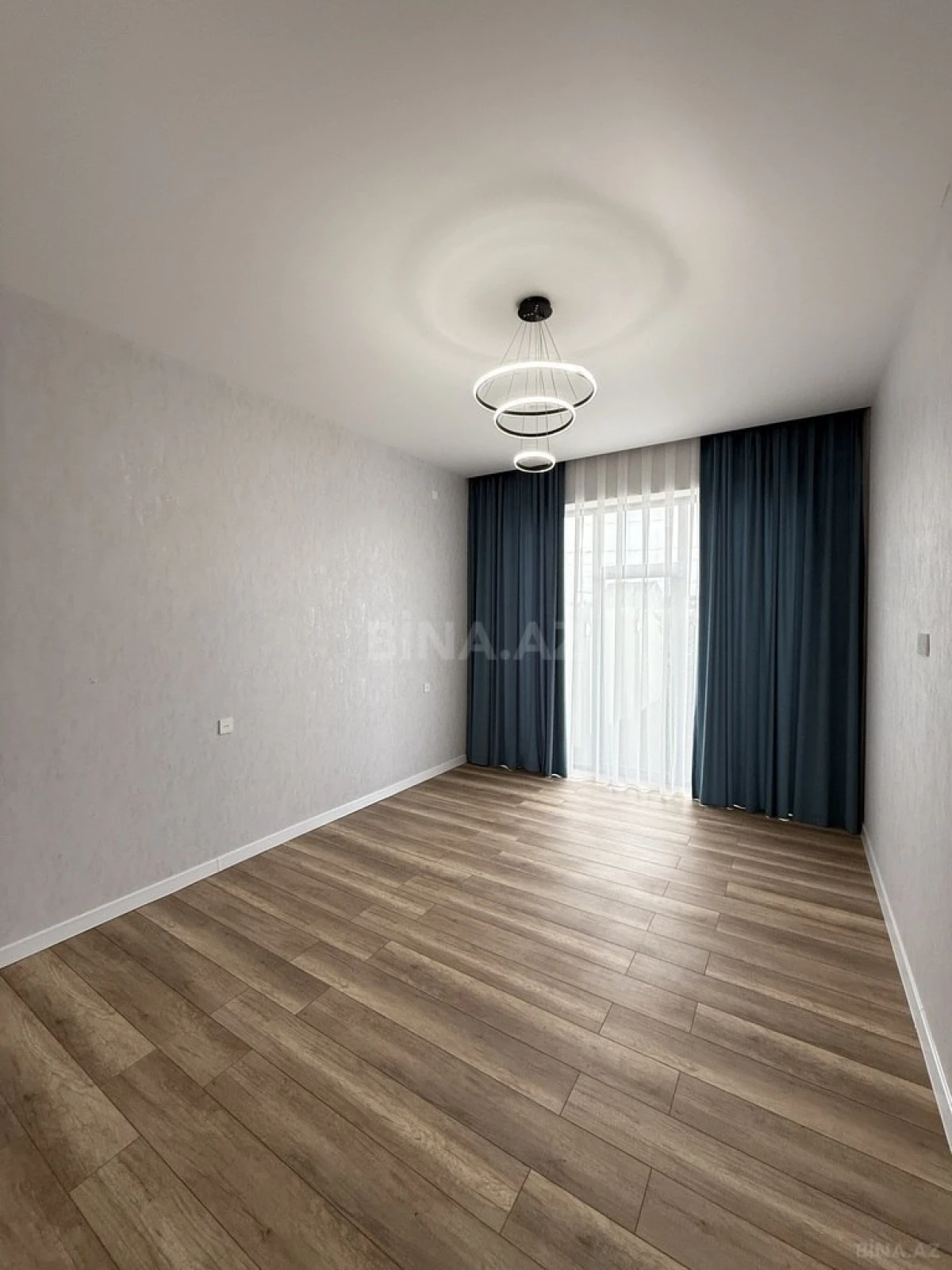 Satılır 4 otaqlı həyət evi 175 m²