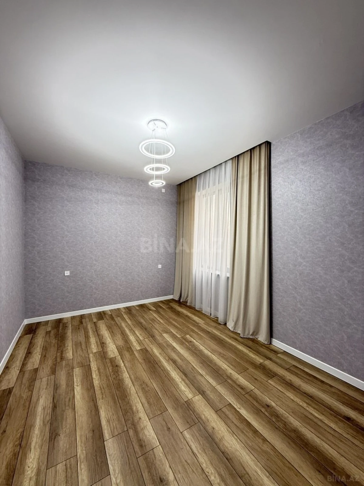 Satılır 4 otaqlı həyət evi 175 m²