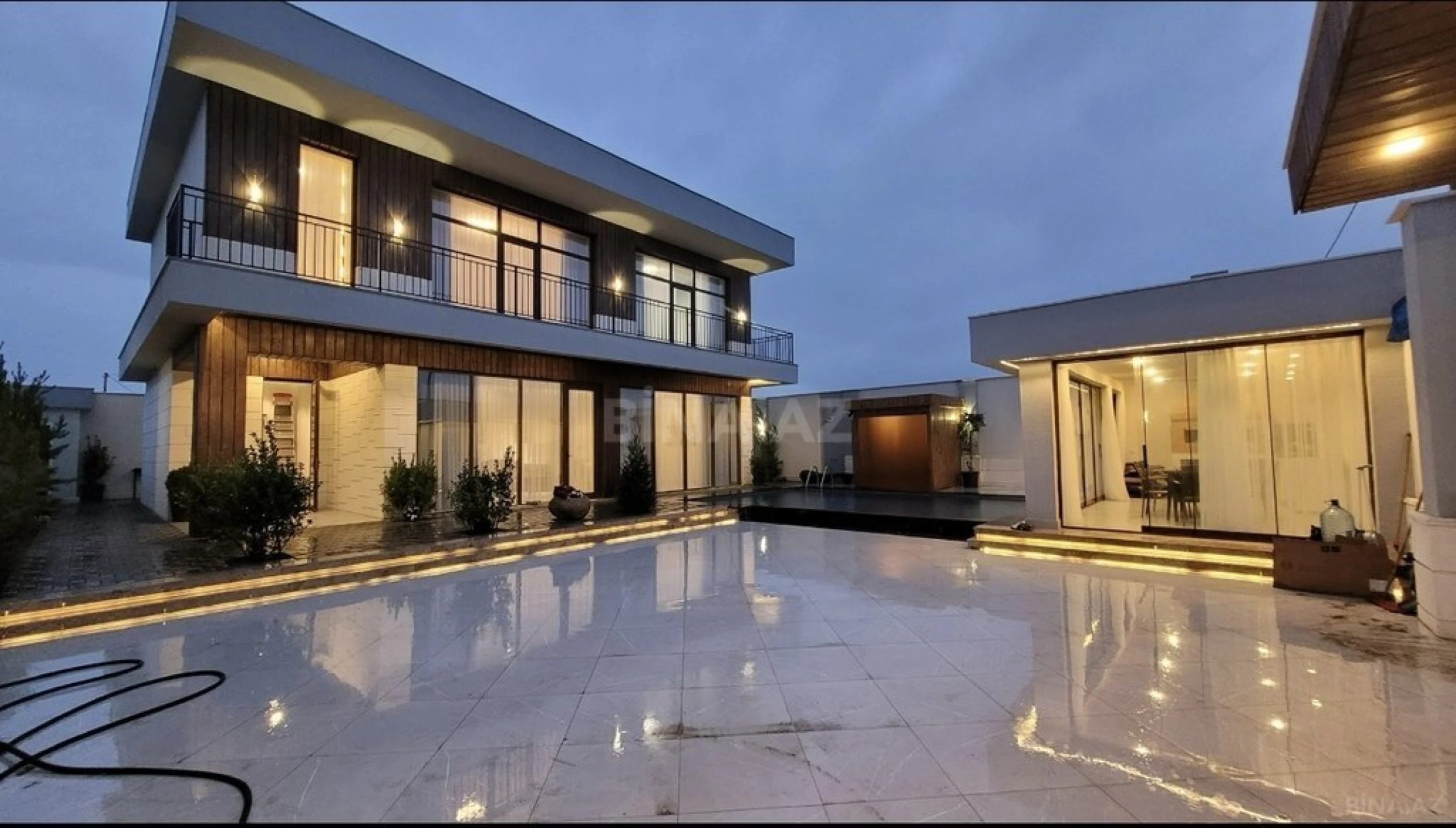 Kirayə verilir 4 otaqlı həyət evi 350 m²