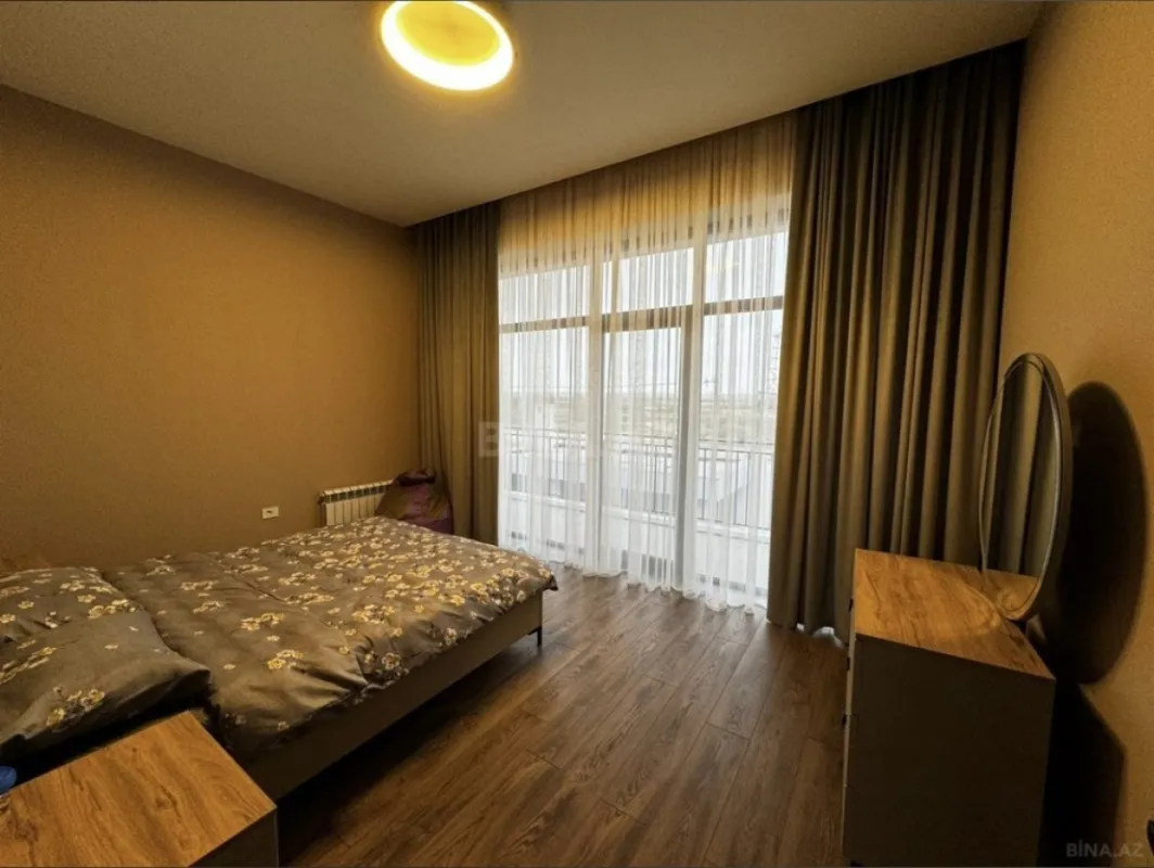 Kirayə verilir 4 otaqlı həyət evi 350 m²