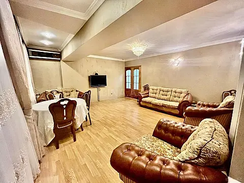 Satılır 3 otaqlı mənzil 90 m² — Bakı 3 otaq 90.00 m²