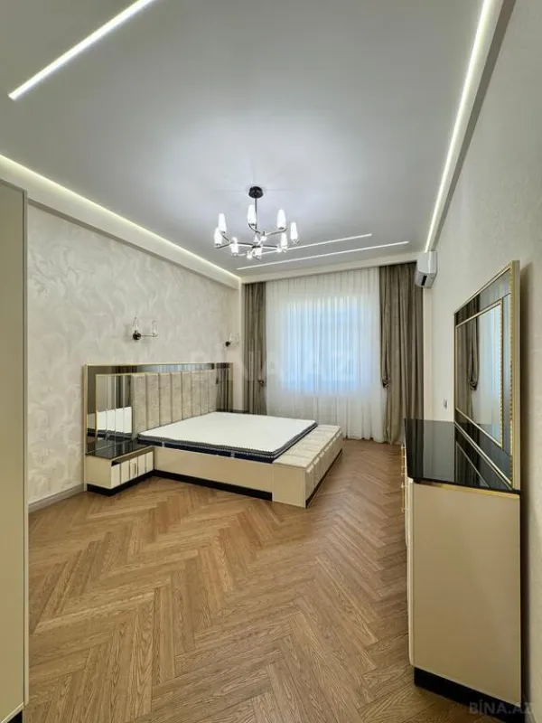 Kirayə verilir 4 otaqlı mənzil 250 m²