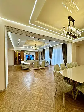 Kirayə verilir 4 otaqlı mənzil 250 m²