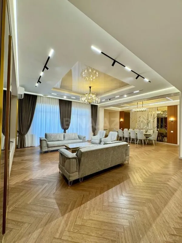 Kirayə verilir 4 otaqlı mənzil 250 m²