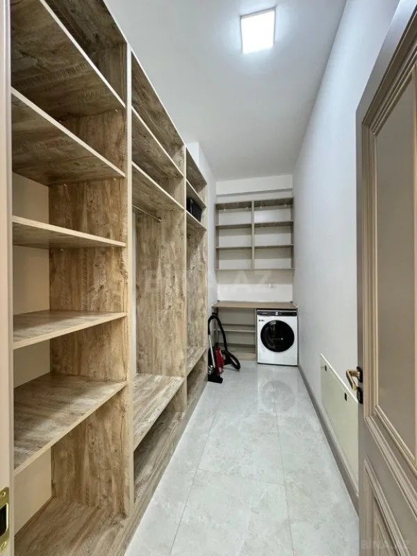 Kirayə verilir 4 otaqlı mənzil 255 m²