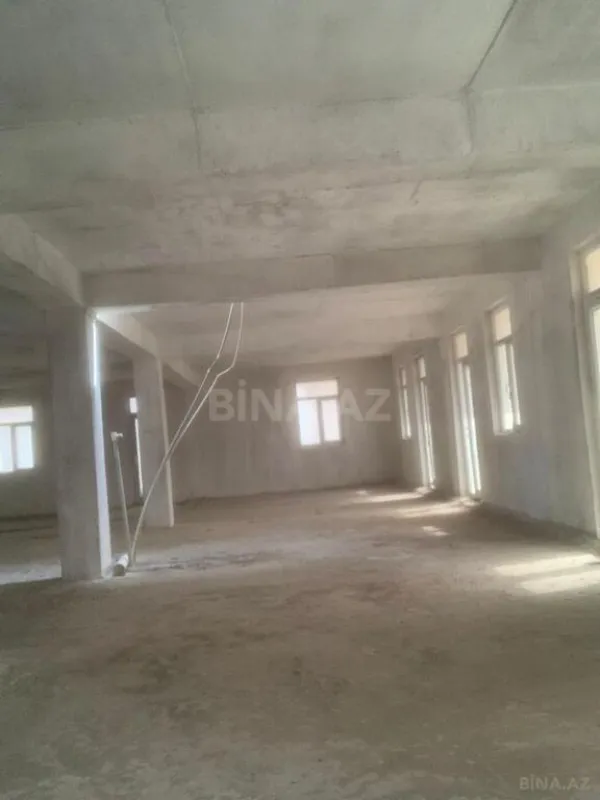 Satılır obyekt 2000 m²