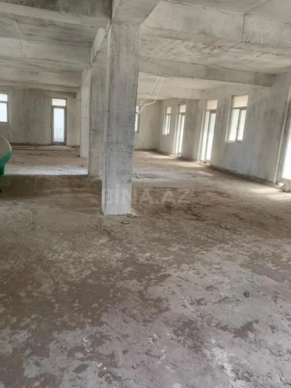 Satılır obyekt 2000 m²