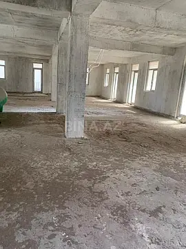 Satılır obyekt 2000 m²