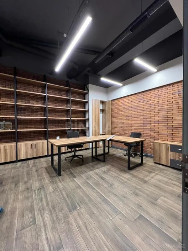 Kirayə verilir 8 otaqlı ofis 350 m²
