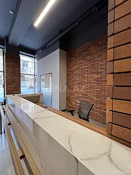 Kirayə verilir 8 otaqlı ofis 350 m²