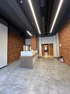 Kirayə verilir 8 otaqlı ofis 350 m²