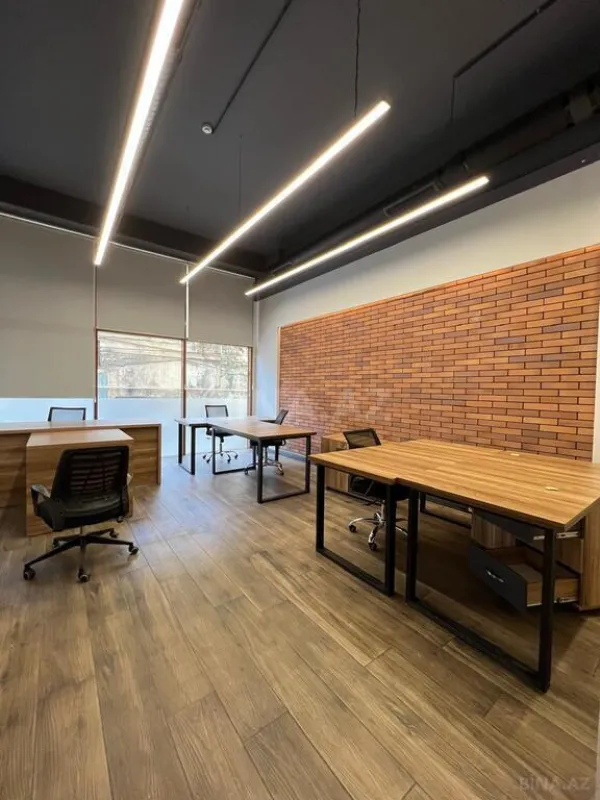 Kirayə verilir 8 otaqlı ofis 350 m²