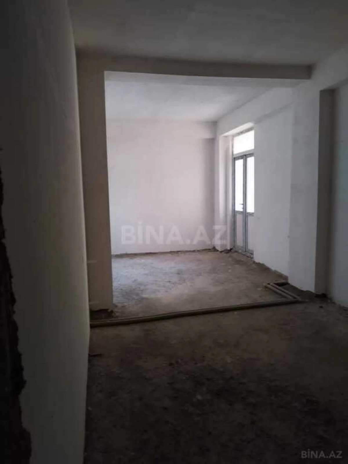 Satılır 2 otaqlı mənzil 74 m²