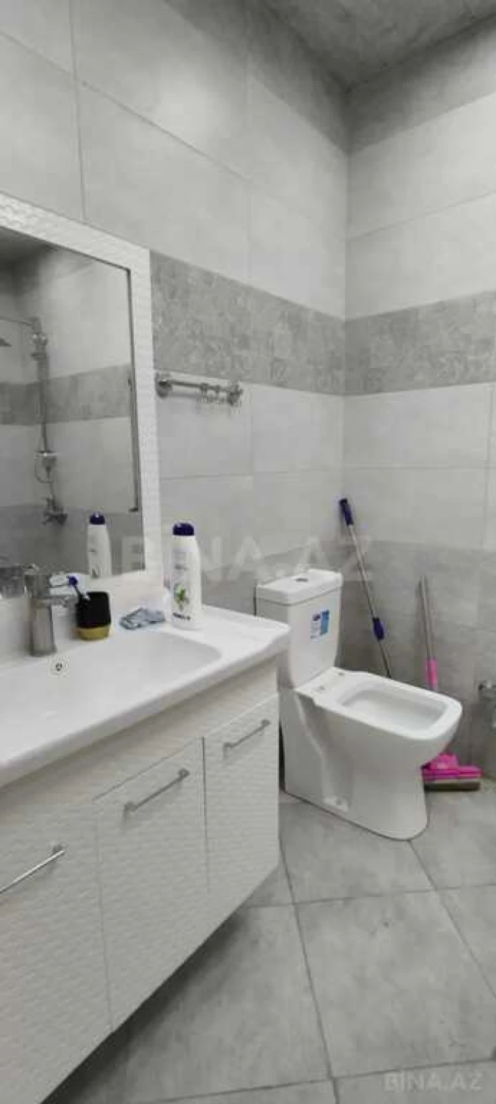 Satılır 3 otaqlı mənzil 148 m²