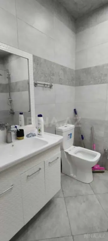 Satılır 3 otaqlı mənzil 148 m²