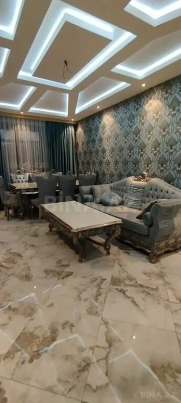 Satılır 3 otaqlı mənzil 148 m²