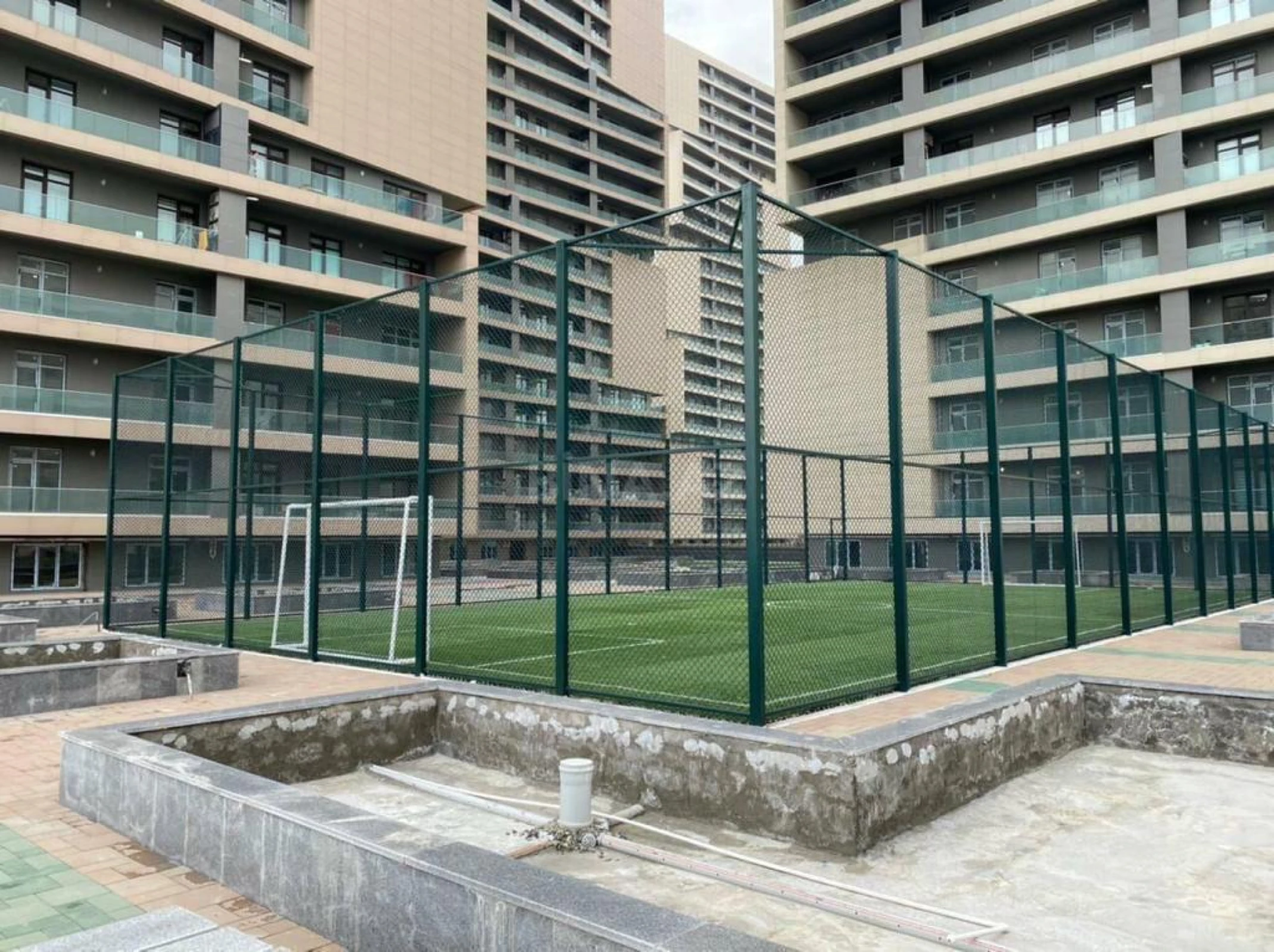 Satılır 3 otaqlı mənzil 148 m²