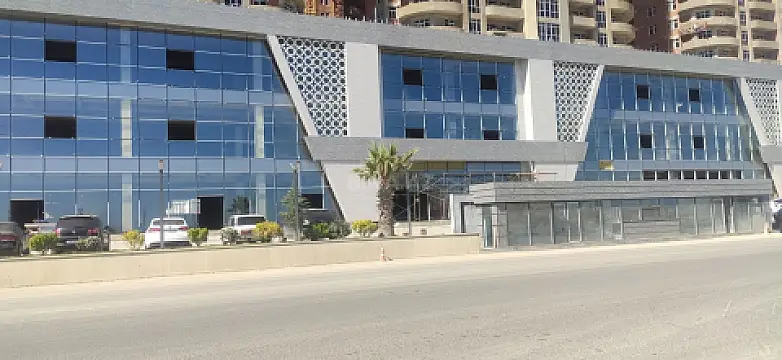 Satılır 2 otaqlı mənzil 57 m²