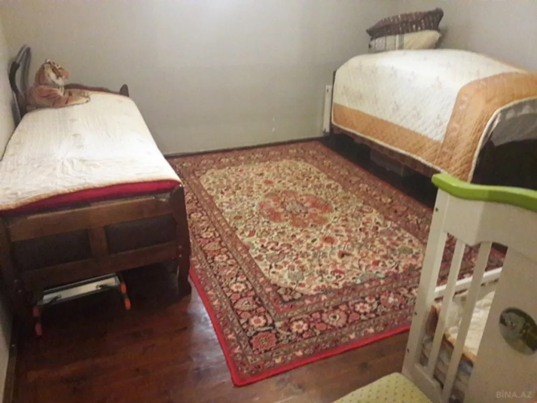 Satılır 6 otaqlı həyət evi 450 m²