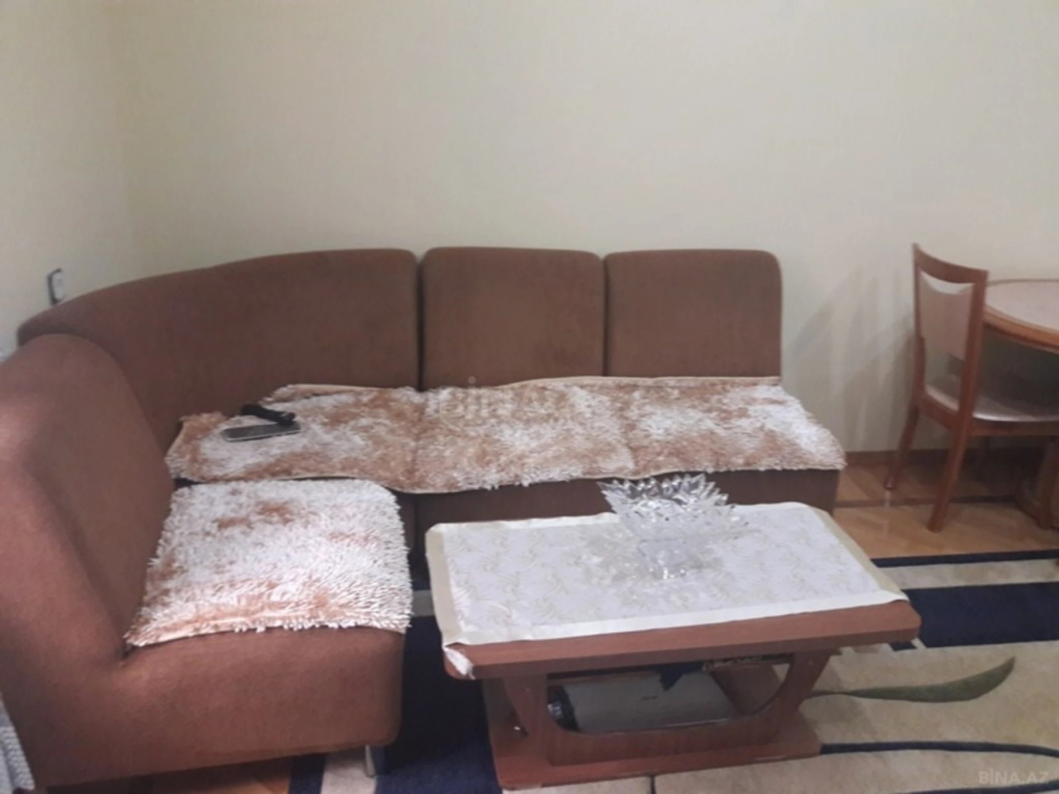 Satılır 6 otaqlı həyət evi 450 m²