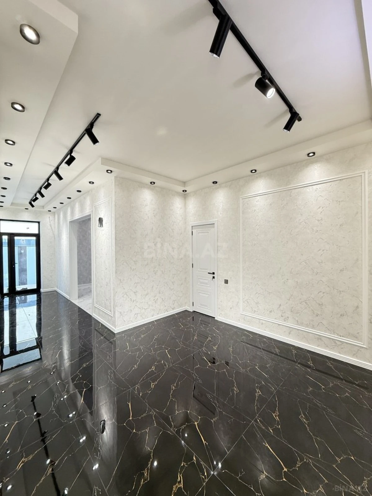 Satılır 4 otaqlı həyət evi 180 m²