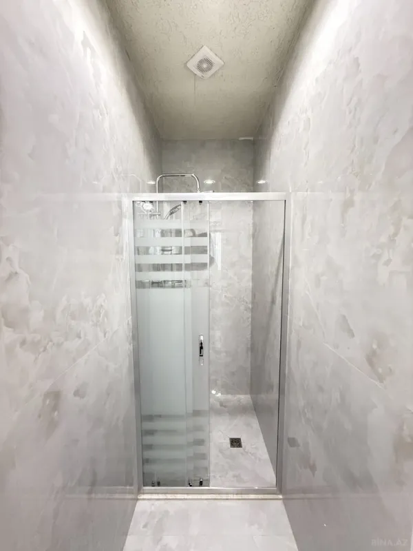 Satılır 4 otaqlı həyət evi 180 m²