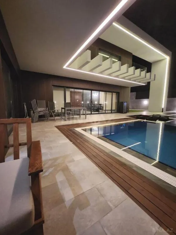 Satılır 7 otaqlı həyət evi 370 m²