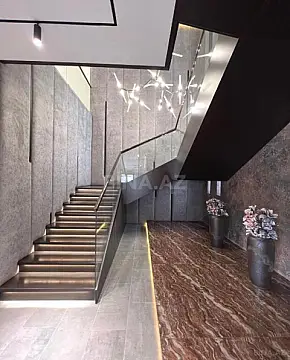 Satılır 7 otaqlı həyət evi 370 m²