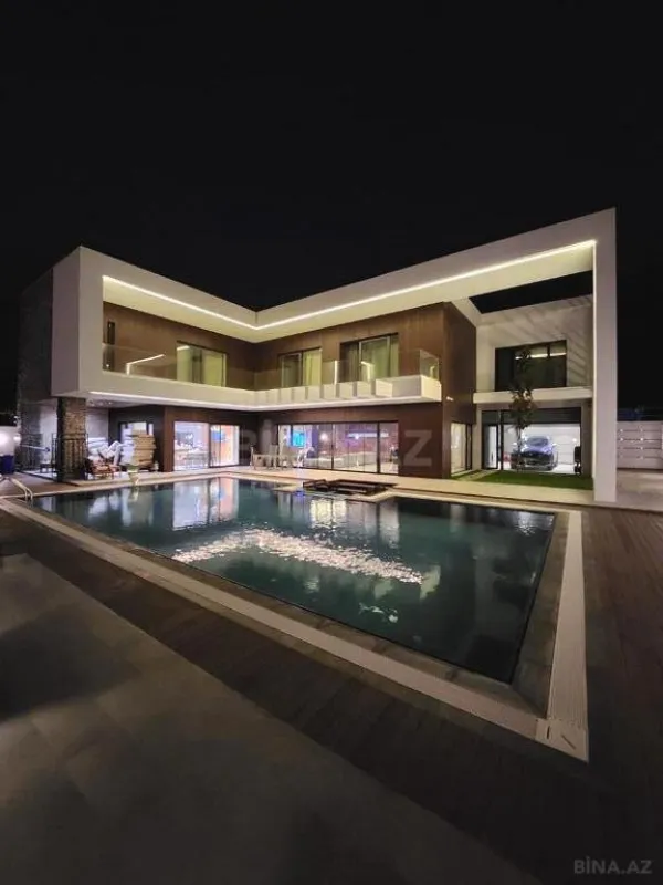Satılır 7 otaqlı həyət evi 370 m²