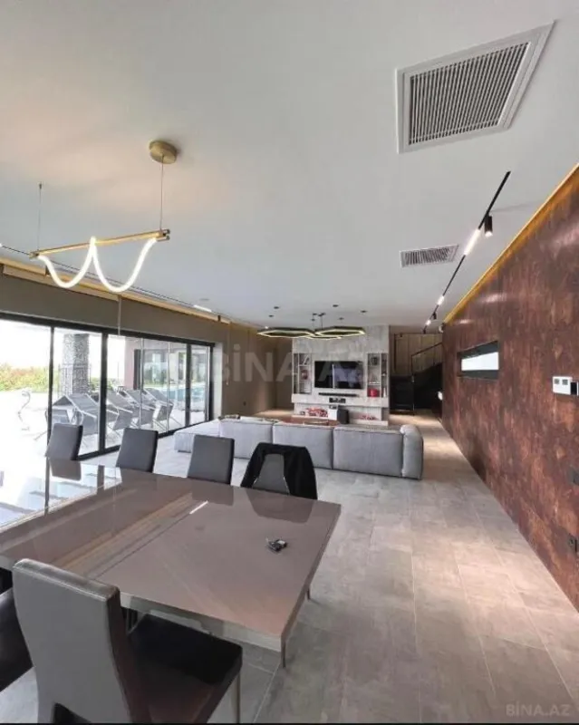 Satılır 7 otaqlı həyət evi 370 m²