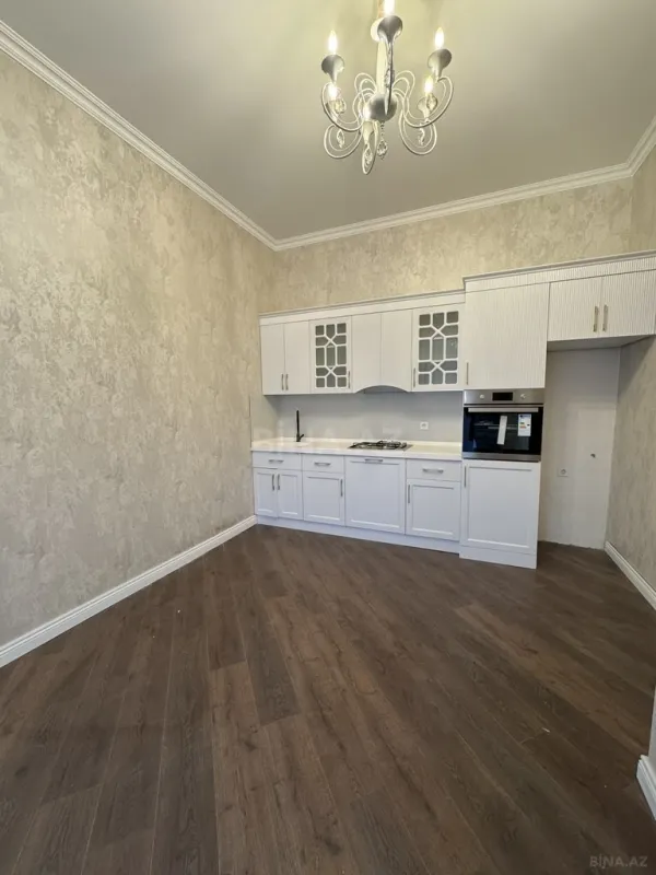 Satılır 4 otaqlı həyət evi 180 m²