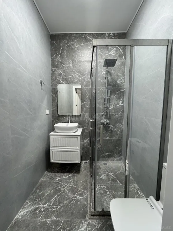 Satılır 4 otaqlı həyət evi 180 m²