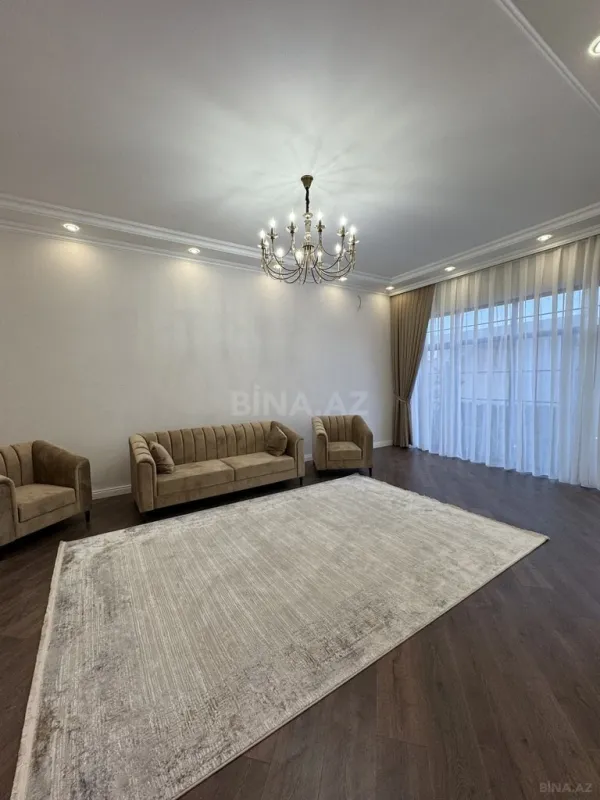 Satılır 4 otaqlı həyət evi 180 m²