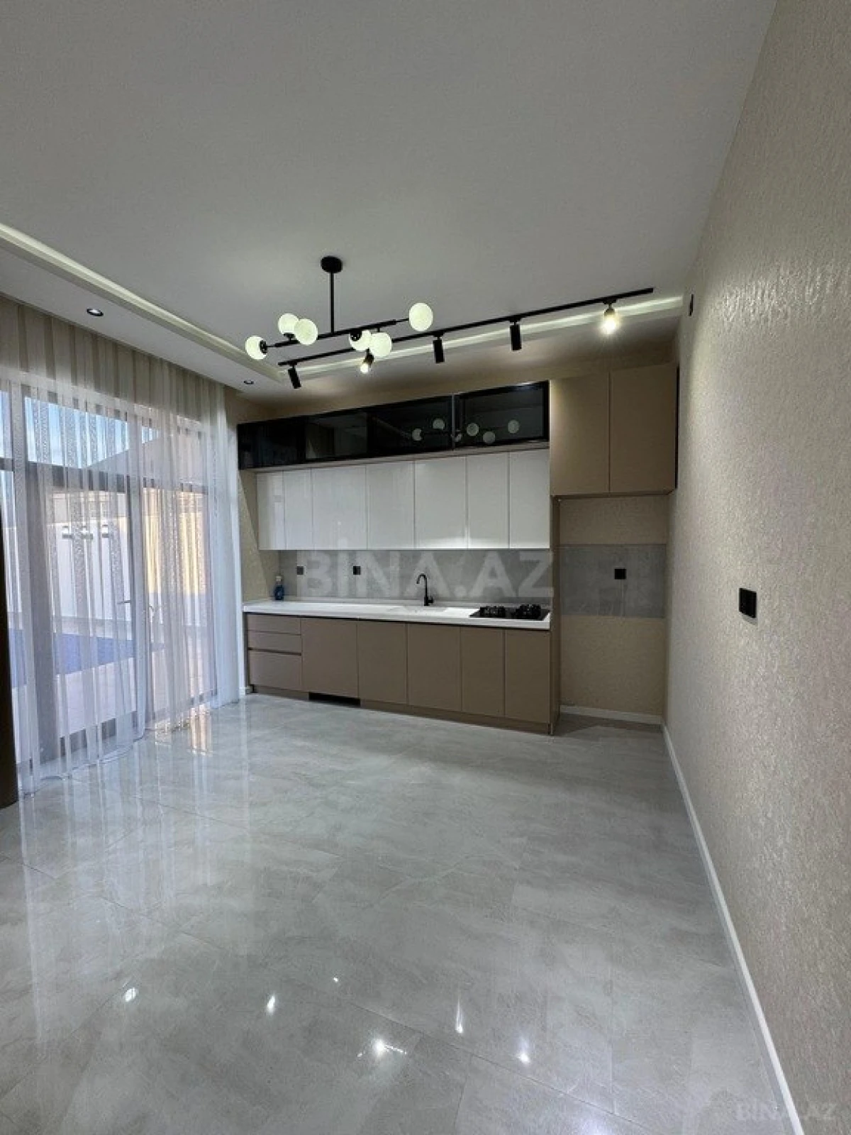 Satılır 4 otaqlı həyət evi 120 m²