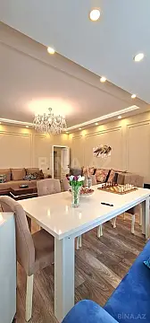 Satılır 3 otaqlı mənzil 136 m²