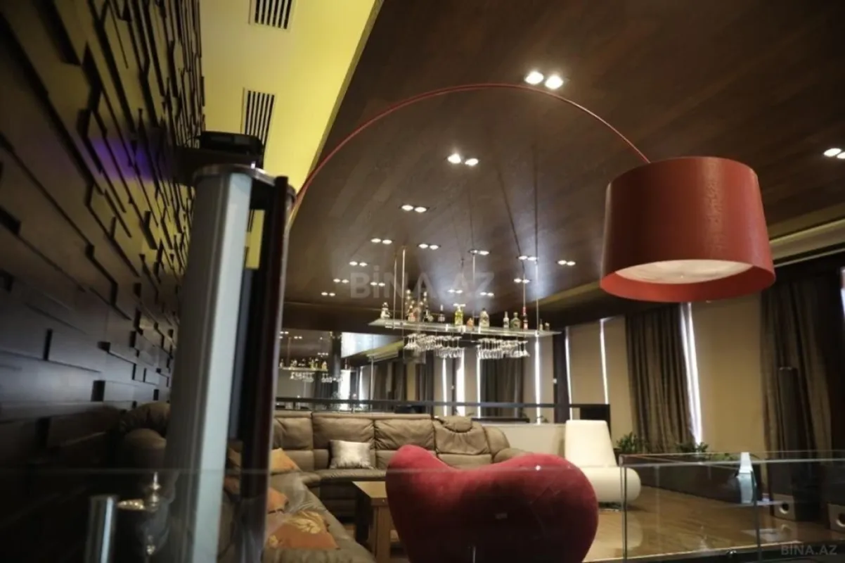 Kirayə verilir 5 otaqlı həyət evi 400 m²