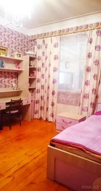 Satılır 4 otaqlı həyət evi 132.7 m²