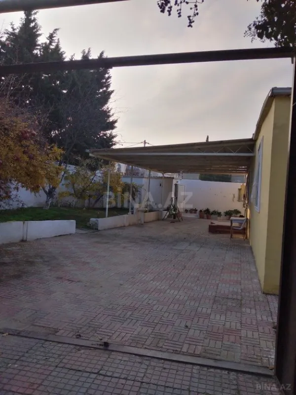 Satılır 4 otaqlı həyət evi 132.7 m²