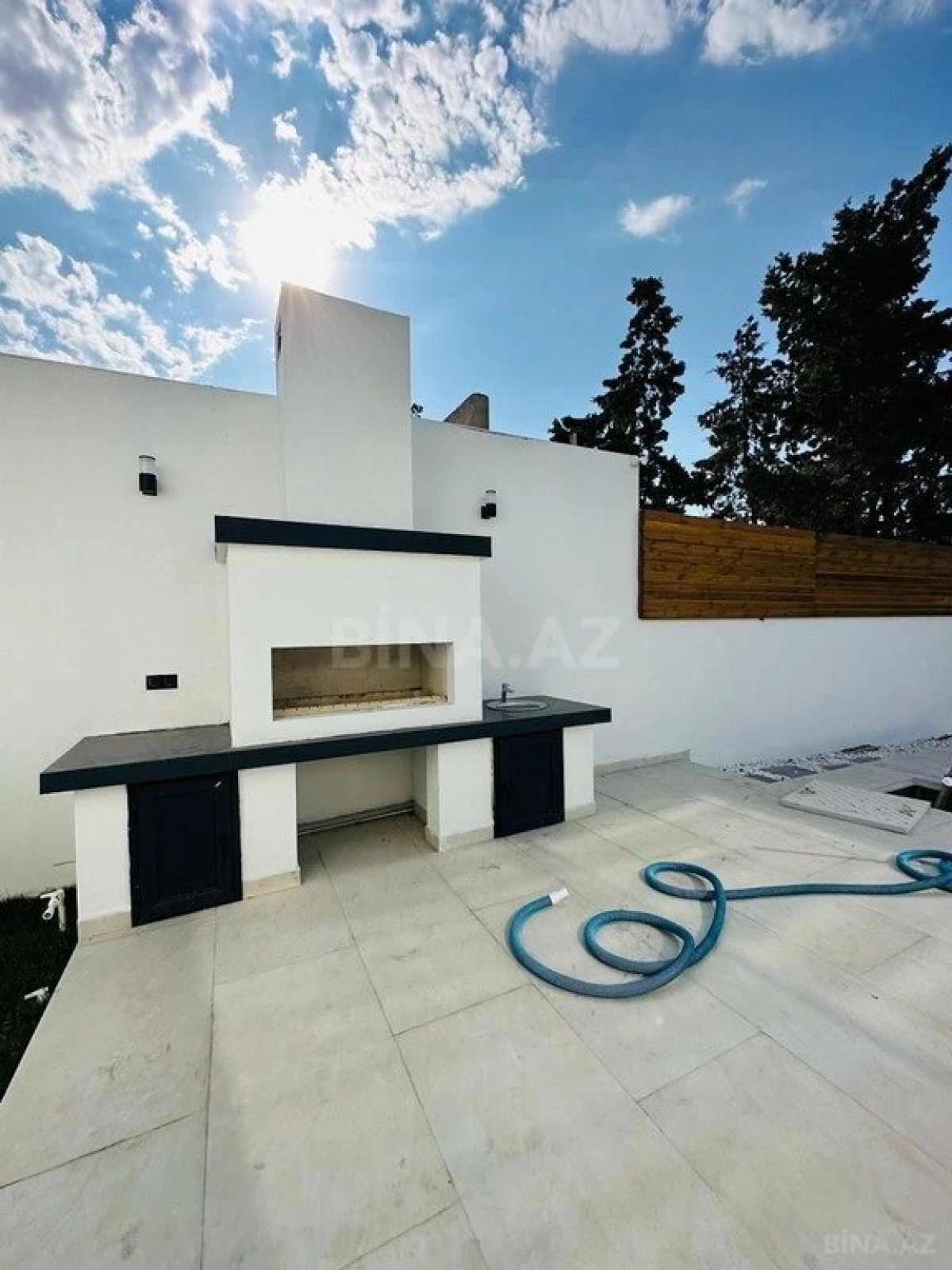 Kirayə verilir 4 otaqlı həyət evi 200 m²