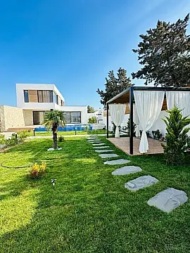 Kirayə verilir 4 otaqlı həyət evi 200 m²
