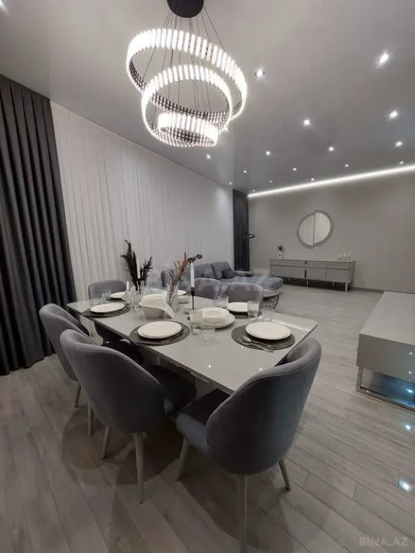 Kirayə verilir 3 otaqlı mənzil 115 m²