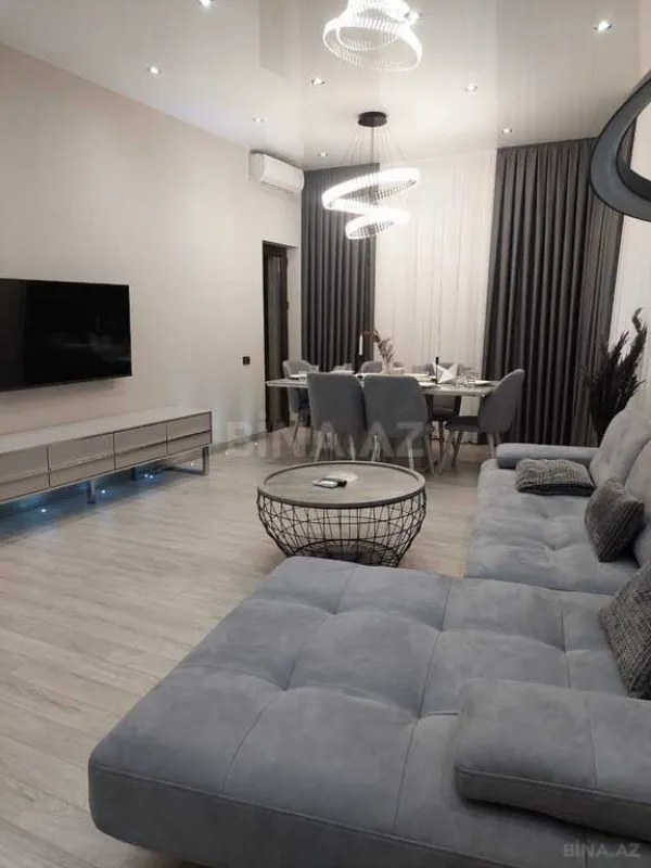 Kirayə verilir 3 otaqlı mənzil 115 m²